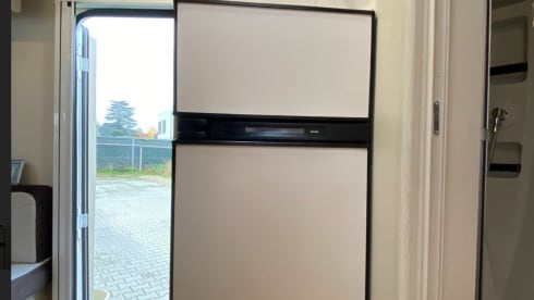 Schink – 5p Fiat semi-integrated uit 2021