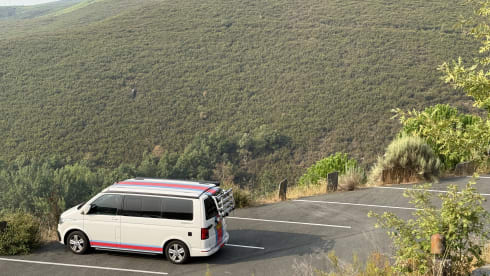 Martin  – 2023 Volkswagen Beach T6.1 Campervan Automatic 