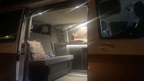 VW California automatic, full option, 2021 with surfboard holder