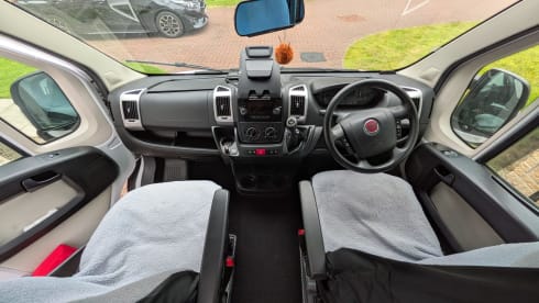Autobus Fiat a 4 posti letto del 2015