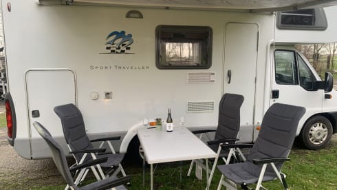6p Knaus alcove from 2007