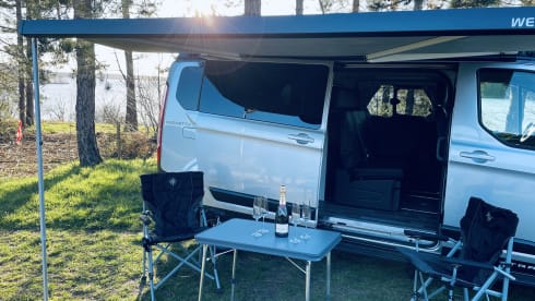 Vantura – Full option Ford Nugget plus Trail campervan 