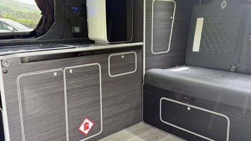 4 Schlafplätze, anderes Wohnmobil aus dem Jahr 2015