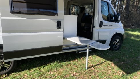 4p Benimar bus from 2024