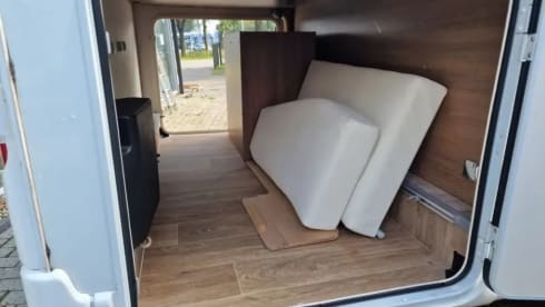 C29 – 4p Dethleffs semi-integrated from 2017