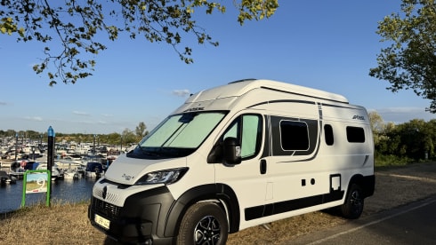 Van Voyage – Gloednieuwe Possl 2Win R met hefdak(2026) compacte luxe met grote badkamer