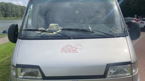 Albano – 2p Fiat campervan uit 2001