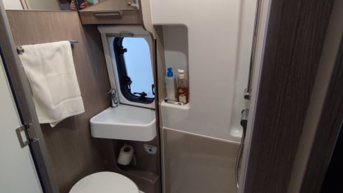 Furgone attrezzato per 2 o 4 persone alle porte della Bretagna