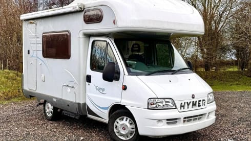 Hugo – Fiat campervan met 4 slaapplaatsen uit 2003