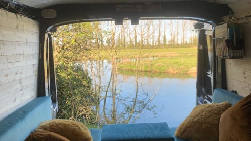 Vanjuca – Quirky & cosy off-grid beauty