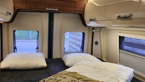 vakantiehuisje op 4 wielen – 2p Karmann bus, with air conditioning in living area