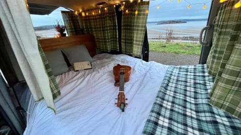 san – super cosy  - automatic campervan. price  includes insurance !