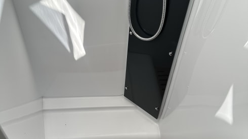 Dolphin  – 4 berth luxury motorhome 