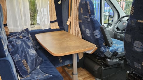 Chausson Allegro 97 avec lit queen 2008