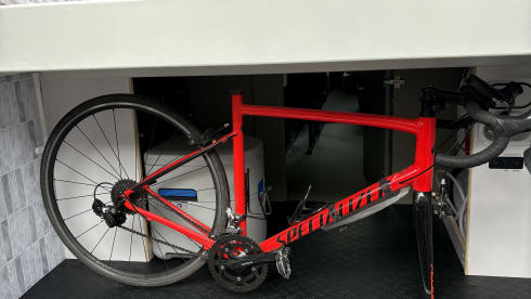 Adventure Van – 4p Volkswagen bus from 2019