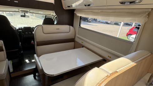 7p Fiat alcove from 2023