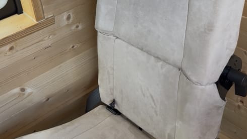 Jiggly Campervaneé – Autobus Ford 4 couchettes de 2010