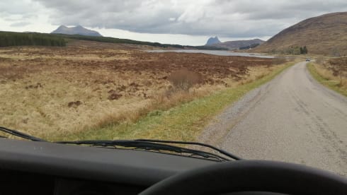 Highland Hamish – 2 berth Renault LWB High roof van 