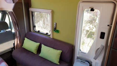 4p Chausson semi-integrated from 2013