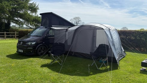 Ronnie – 4 berth Volkswagen campervan 2015