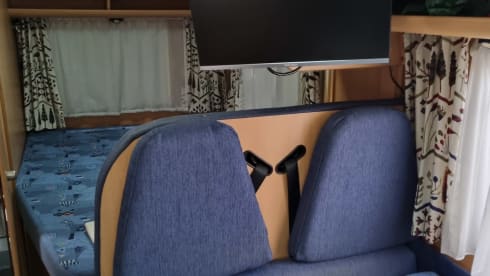 advance comford  – 2p Dethleffs integrated uit 2005