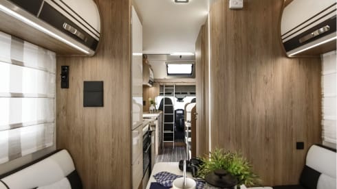 Fergus – New 2025 6 Berth off-grid Motorhome