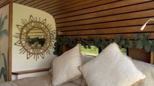 Annabel – Fabulous Off Grid Camper with Unique Design