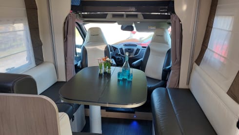 4p Chausson Special Edition