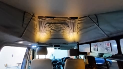 ☀️  !! Indy the Adventure Van !!  ☀️ – ▶️MK CENTRE◀️ - 🆓️ 🅿️  - 4x4 - 🆕️ Conversion