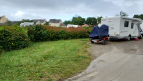 2D85 – CHALLENGER 58 .ZENTRALBETT .