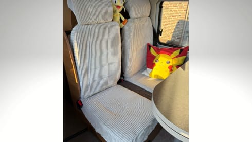 Gigi – 4p Buscamper 6 meters. Very complete and super cozy.
