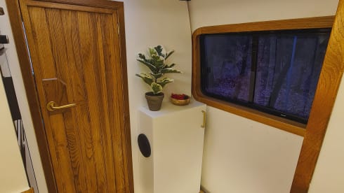 Luxe buscamper 2p – 2p Renault bus from 2019