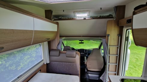 Nieuwe 5p Carado familiecamper 