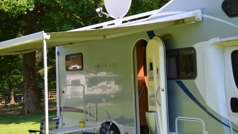 very nice large camper for rent note C driver's license