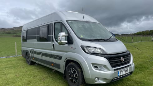 The Catbus  – 4 Berth Swift Select 184 (2017)