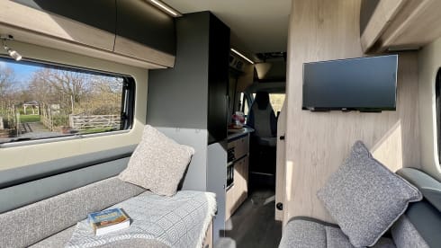 Expedition 67 – 4 berth, 4 belt (2025)
