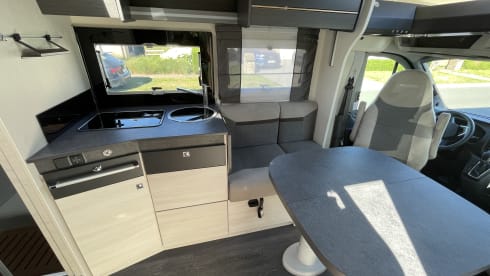 De Camion – 4p Chausson 777 from 2021