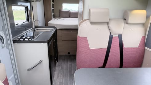 Camper Piano  Paul  🎹 – Nice Adria camper 2p