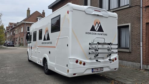 Exclusive 4-seater Integrated – McLouis Carat 873G (2024)
