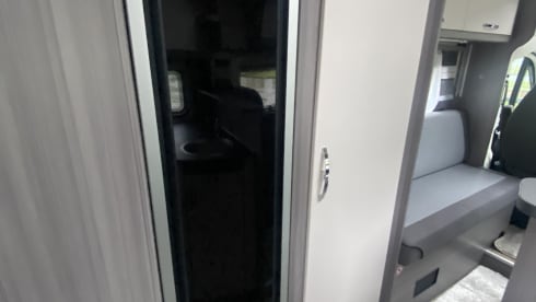 Irene – Beautiful 4 berth perfect family motorhome