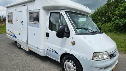 4p Fiat Burstner semi-integrated from 2004