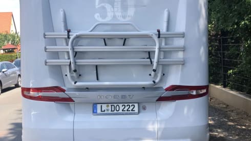 R-Mobil – Enjoy your holiday with automatic and good equipment