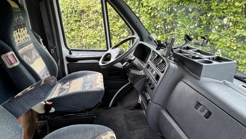 6p Knaus alcove from 1997