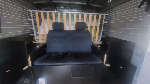 Brandy – Classic Fire Department Mercedes-Benz campervan from 1980