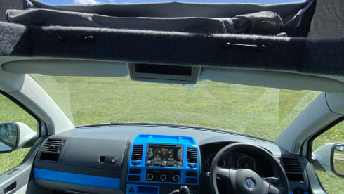 Bailey  – Luxury VW Campervan Hire