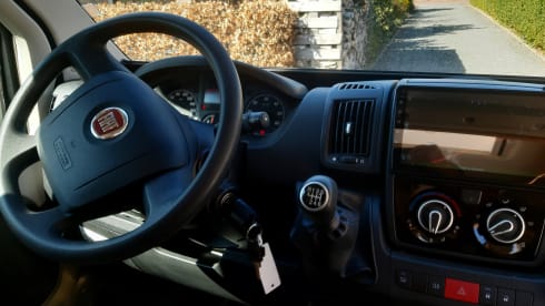 Roadcruiser – 3p Pössl bus uit 2012