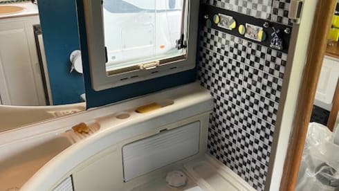 de Hut  – 5p Ford alcove from 1999