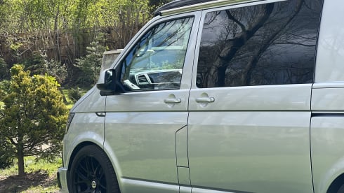 Billy – Our gorgeous twinkling Campervan