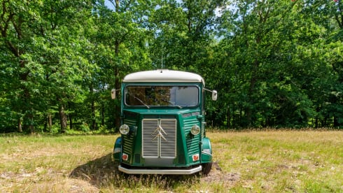Woody – Classic Citroen HY 1976 bus camper