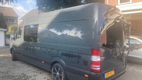atmospheric spacious 2 person mercedes camper bus